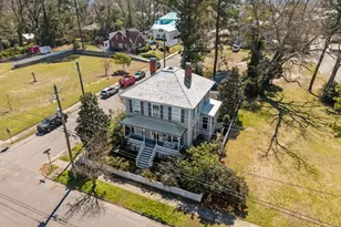 323 E 2nd St, Washington, NC 27889 - Photo 13
