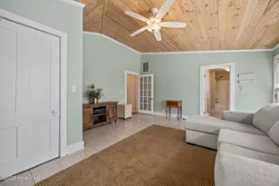323 E 2nd St, Washington, NC 27889 - Photo 25