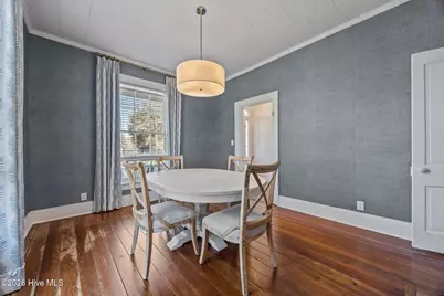 323 E 2nd Street, Washington, NC 27889 - Photo 17