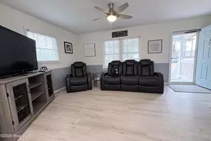 905 E Wilmington St, Burgaw, NC 28425 - Photo 5