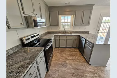 3811 Sterling Pointe Drive #X-10, Winterville, NC 28590 - Photo 5