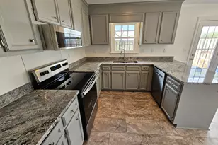 3811 Sterling Pointe Dr, Winterville, NC 28590 - Photo 5