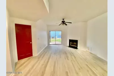 4240 Wilshire Boulevard #102e, Wilmington, NC 28403 - Photo 5