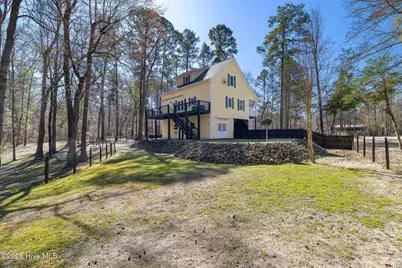 815 Riverview Drive, Burgaw, NC 28425 - Photo 57