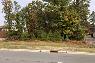 7561 NC-211, West End, NC 27376 - Photo 1