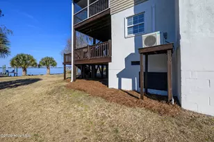 321 Riverside Dr, New Bern, NC 28560 - Photo 69
