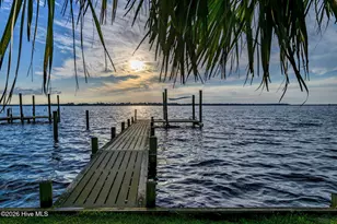 321 Riverside Dr, New Bern, NC 28560 - Photo 9