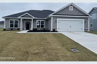 156 Seashore Street, Grimesland, NC 27837 - Photo 1