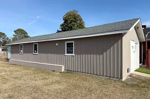 4254 Washington St, Ayden, NC 28513 - Photo 9