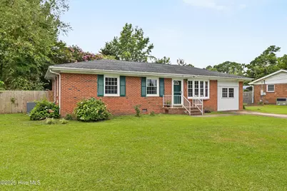 118 Princeton Drive, Jacksonville, NC 28546 - Photo 3