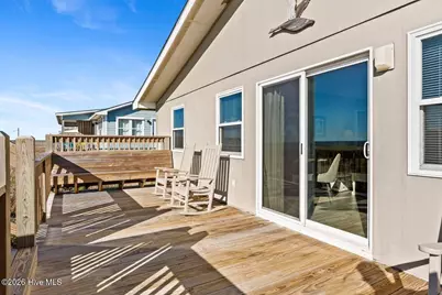 2005 Ocean Drive, Emerald Isle, NC 28594 - Photo 9