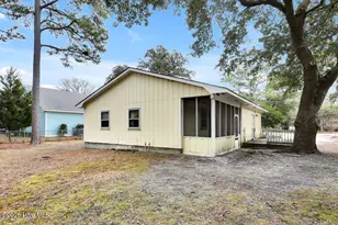 417 E Leonard St, Southport, NC 28461 - Photo 13