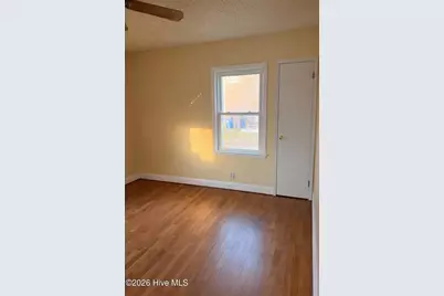 328 Mulberry Street, Reidsville, NC 27320 - Photo 3