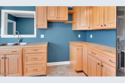 3921 Granada Drive #B, Winterville, NC 28590 - Photo 7