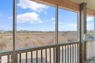 316 E Dolphin Dr, Oak Island, NC 28465 - Photo 29