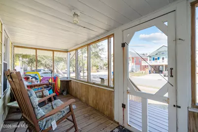305 Atlanta Avenue, Carolina Beach, NC 28428 - Photo 11
