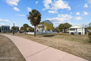 305 Atlanta Ave, Carolina Beach, NC 28428 - Photo 45