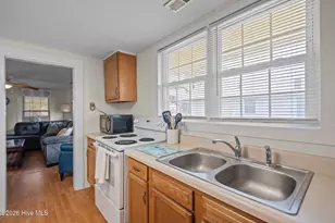 305 Atlanta Ave, Carolina Beach, NC 28428 - Photo 19