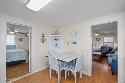305 Atlanta Avenue, Carolina Beach, NC 28428 - Photo 17