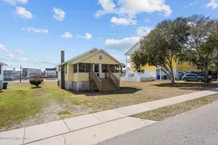 305 Atlanta Ave, Carolina Beach, NC 28428 - Photo 69
