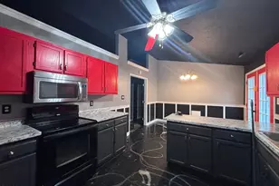 402 Lancaster Ct, Jacksonville, NC 28540 - Photo 9