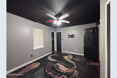 402 Lancaster Court, Jacksonville, NC 28540 - Photo 25