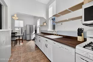419 S Front St, Wilmington, NC 28401 - Photo 15