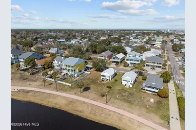 305 Atlanta Avenue, Carolina Beach, NC 28428 - Photo 15