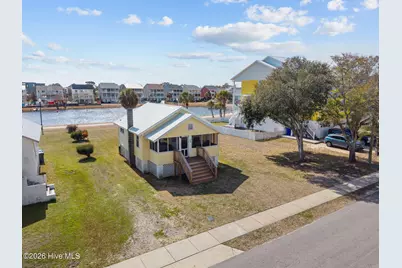 305 Atlanta Avenue, Carolina Beach, NC 28428 - Photo 5