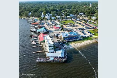 304 E Leonard Street, Southport, NC 28461 - Photo 41
