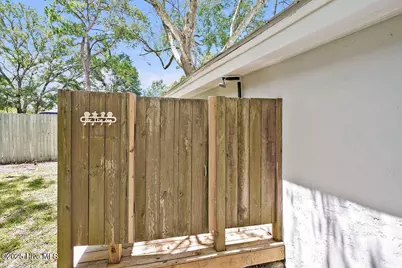 304 E Leonard Street, Southport, NC 28461 - Photo 35