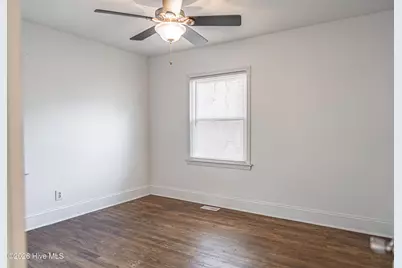 1011 Anarine Road, Fayetteville, NC 28303 - Photo 9