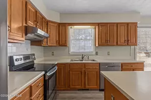 30080 Deercroft Dr, Wagram, NC 28396 - Photo 9