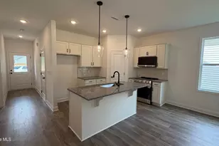 386 Bluejay St, Clayton, NC 27520 - Photo 3