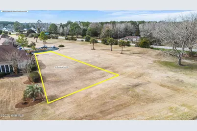 7064 Bloomsbury Court SW, Ocean Isle Beach, NC 28469 - Photo 3
