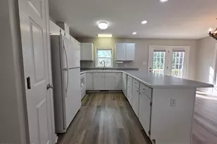 123 Jackson Ave, Emerald Isle, NC 28594 - Photo 5