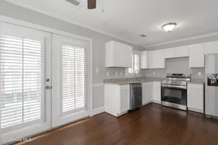 418 S 3rd St, Wilmington, NC 28401 - Photo 13
