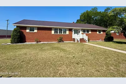 212 Sunset Drive, Williamston, NC 27892 - Photo 1