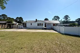 212 Sunset Dr, Williamston, NC 27892 - Photo 7