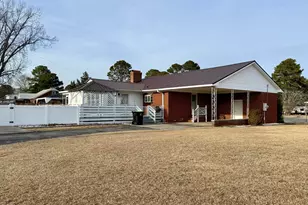 212 Sunset Dr, Williamston, NC 27892 - Photo 5