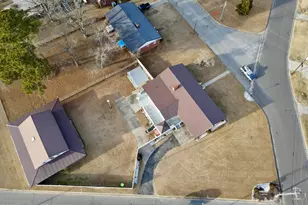 212 Sunset Dr, Williamston, NC 27892 - Photo 17