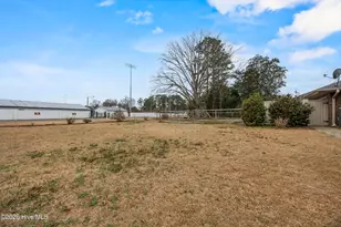 616 E Murphy St, Wallace, NC 28466 - Photo 31