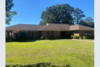 616 E Murphy Street, Wallace, NC 28466 - Photo 1