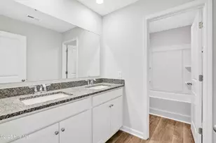 405 Oak Knl Dr, Jacksonville, NC 28546 - Photo 19