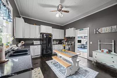 3593 E Wilson Street, Farmville, NC 27828 - Photo 17