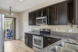 60 Cypress Cir, Southern Pines, NC 28387 - Photo 7