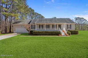 9329 Doris Dr, Oriental, NC 28571 - Photo 1