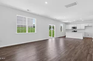 701 Lazy Elm Ln, Aberdeen, NC 28315 - Photo 13