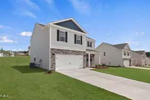 701 Lazy Elm Ln, Aberdeen, NC 28315 - Photo 3