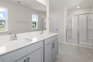 701 Lazy Elm Ln, Aberdeen, NC 28315 - Photo 25